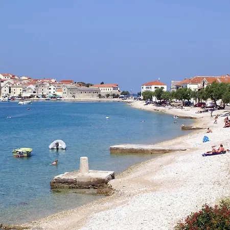 Apartman Apartments By The Sea Primosten - 4177 Primosten