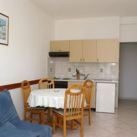 Apartments By The Sea Primosten - 4177 Apartment *
