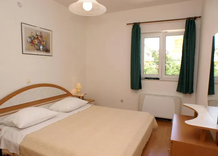 Apartments By The Sea Primosten - 4177 Apartment *