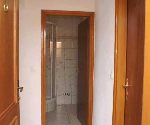 Apartment Apartments By The Sea Primosten - 4177 *